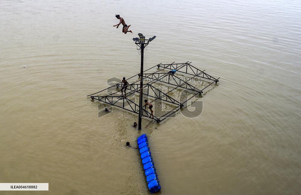 Monsoon Floods Force Evacuations in Prayagraj - India