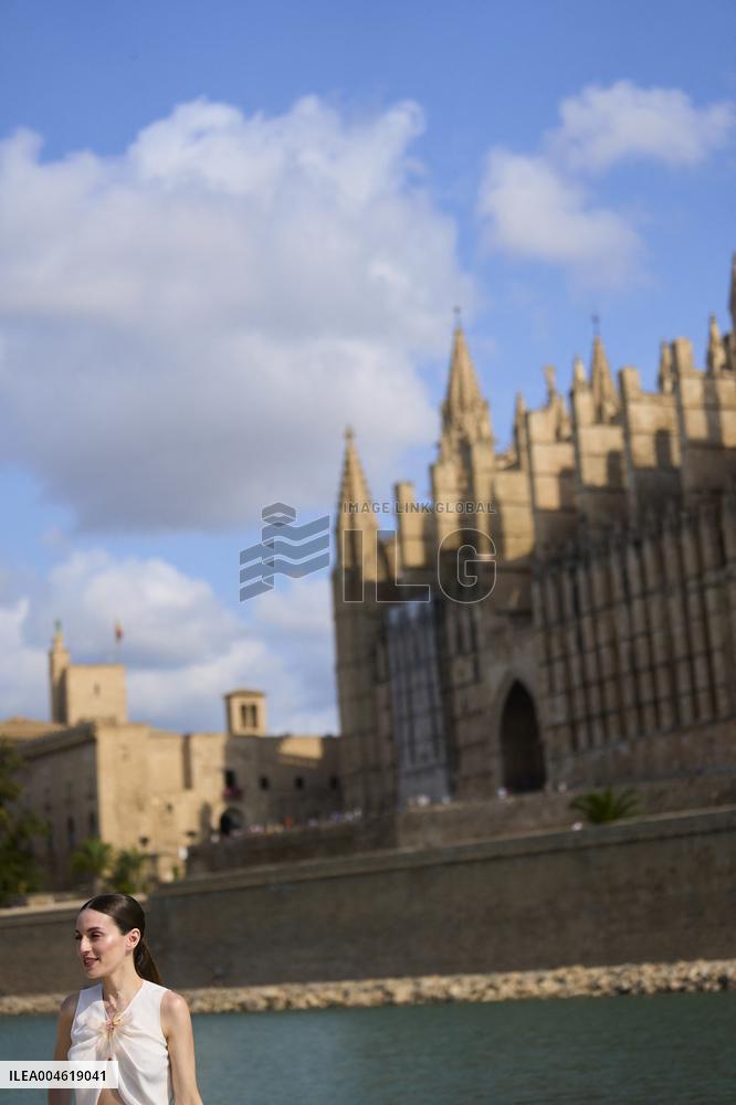 Atlantida Film Festival - El Canto De Las Manos Photocall - Spain