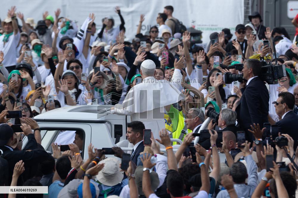 Pope Leo XIV Leads Mass For Youth Jubilee - Rome
