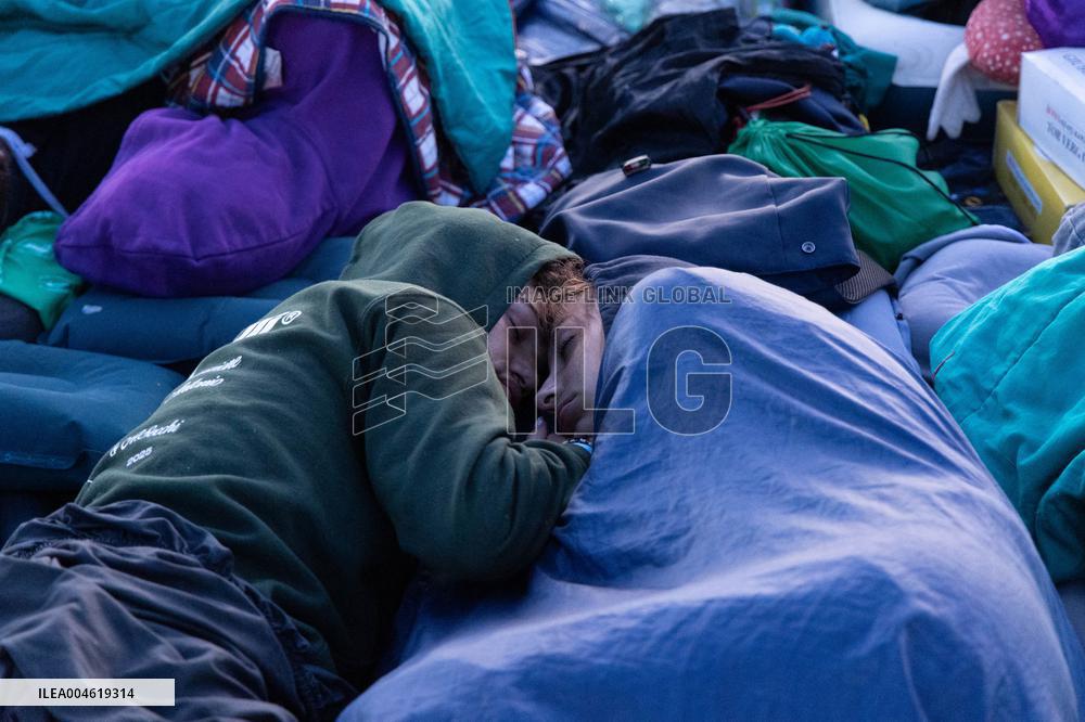 Morning Atmosphere At Last Holy Mass For Youth Jubilee - Rome