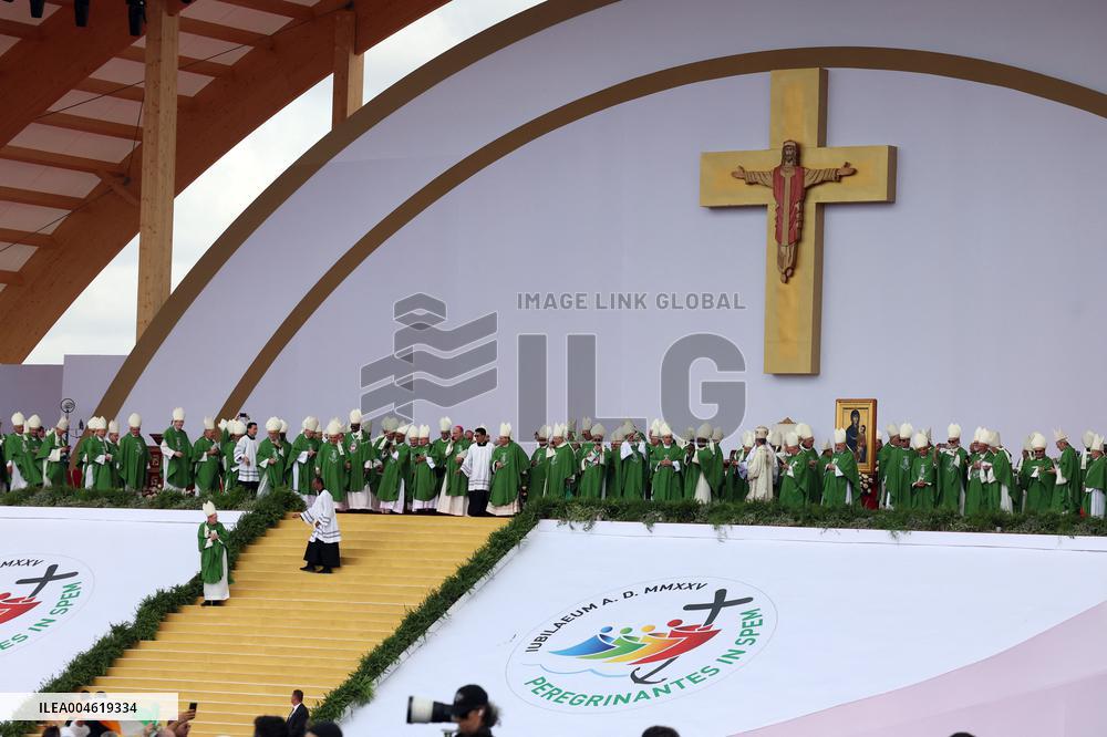 Pope Leo XIV Leads Mass For Youth Jubilee - Rome
