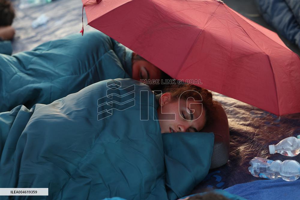 Morning Atmosphere At Last Holy Mass For Youth Jubilee - Rome