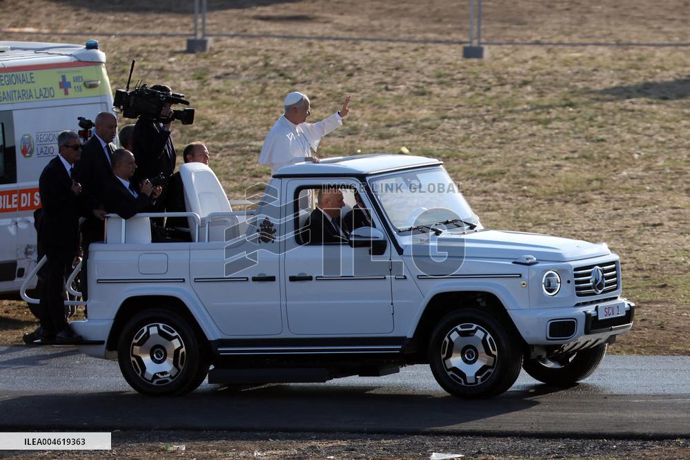 Pope Leo XIV Leads Mass For Youth Jubilee - Rome
