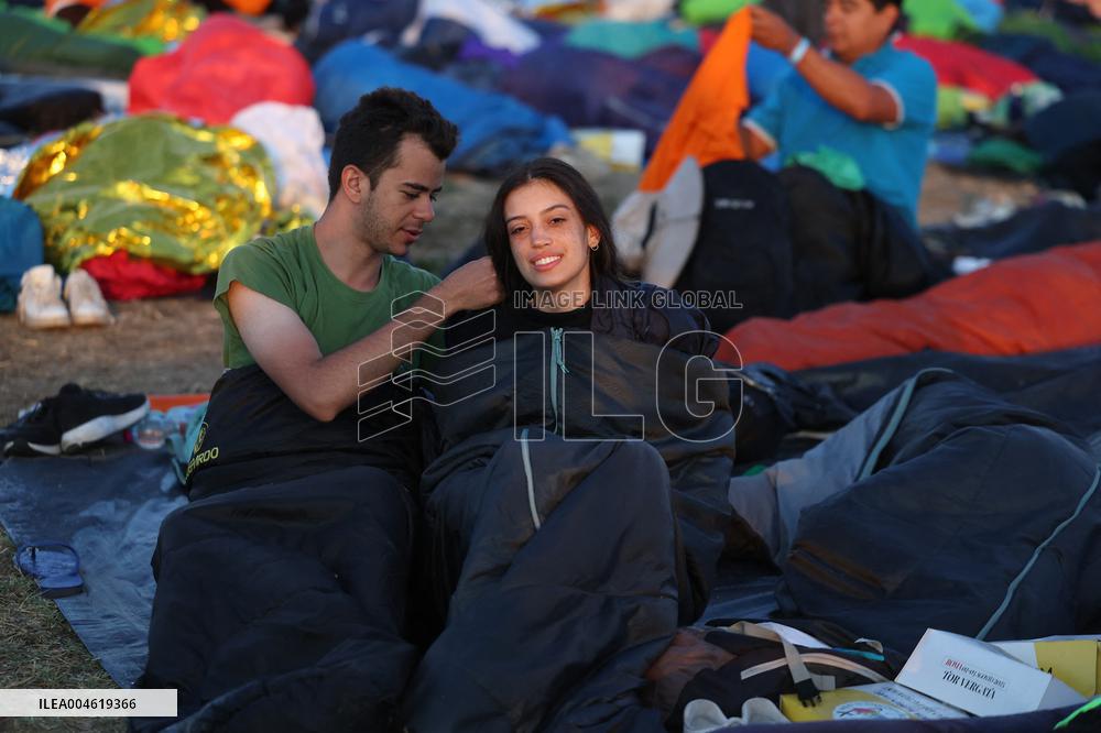 Morning Atmosphere At Last Holy Mass For Youth Jubilee - Rome