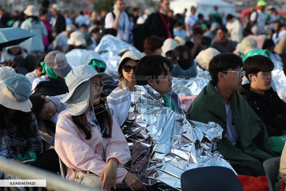 Morning Atmosphere At Last Holy Mass For Youth Jubilee - Rome