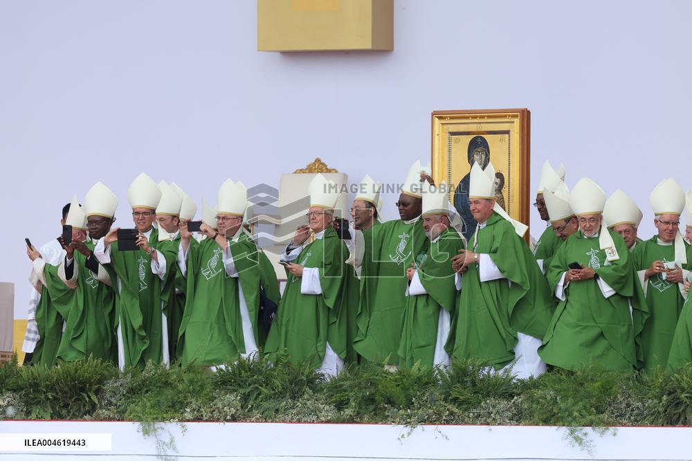 Pope Leo XIV Leads Mass For Youth Jubilee - Rome
