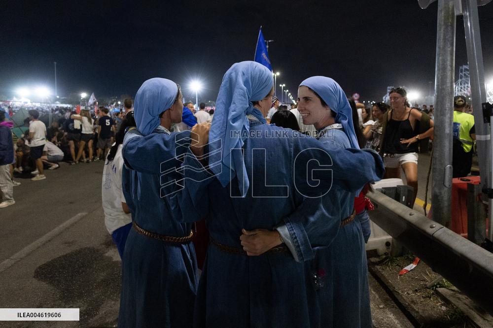 Atmosphere During Prayer Vigil For Youth Jubilee 2025 - Rome