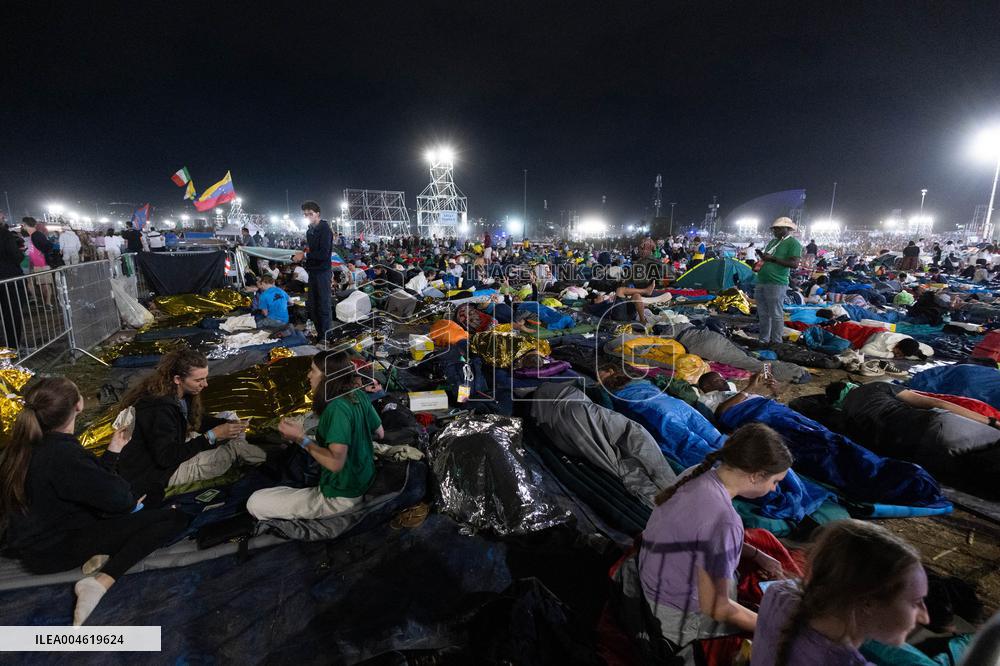Atmosphere During Prayer Vigil For Youth Jubilee 2025 - Rome