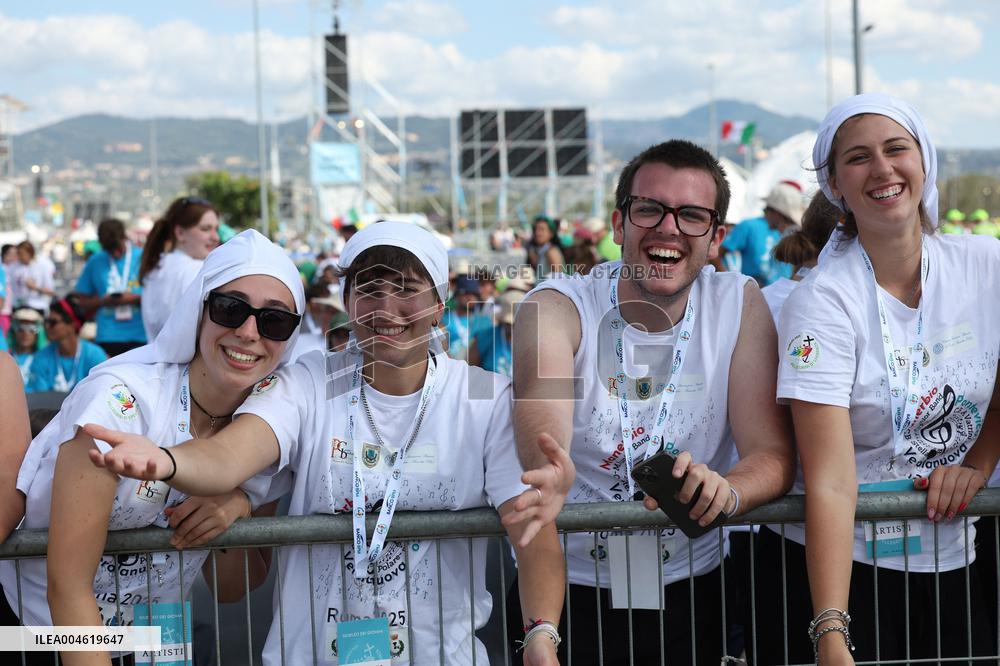 Atmosphere During Prayer Vigil For Youth Jubilee 2025 - Rome