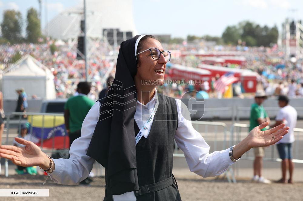 Atmosphere During Prayer Vigil For Youth Jubilee 2025 - Rome