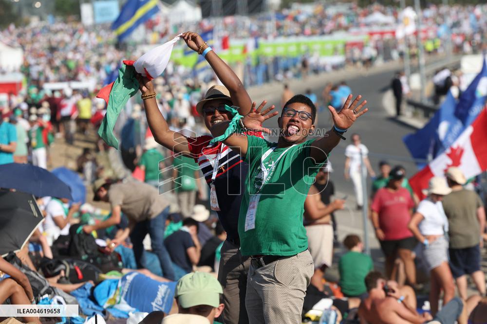Atmosphere During Prayer Vigil For Youth Jubilee 2025 - Rome