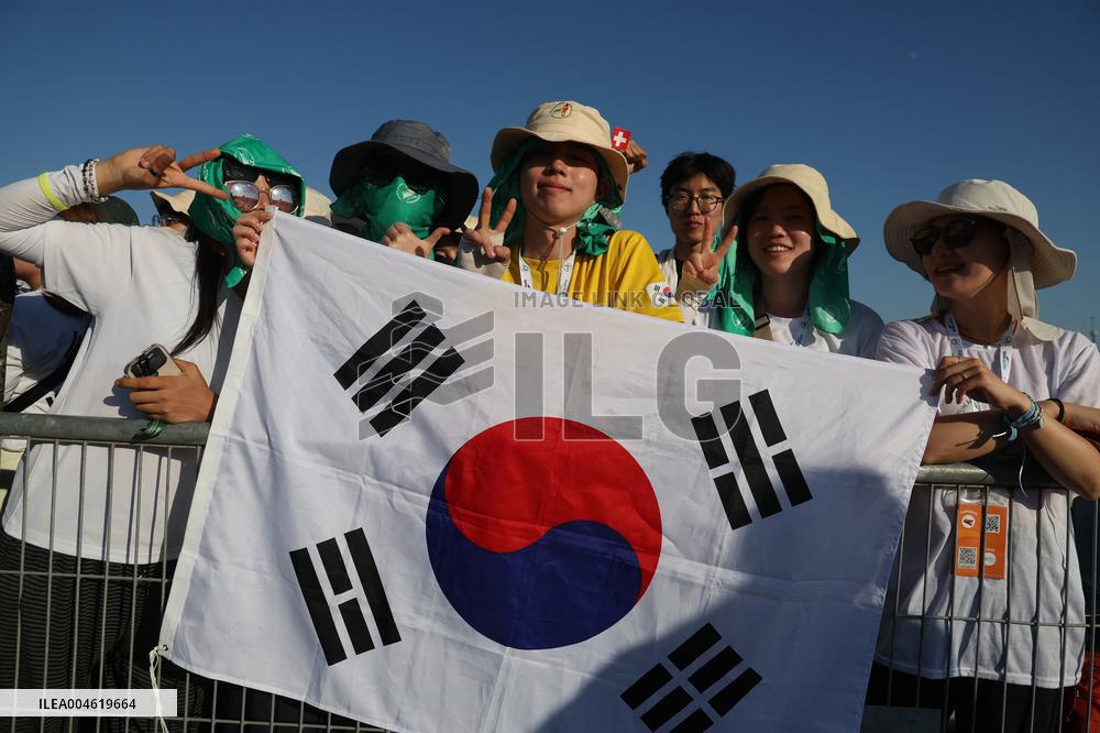 Atmosphere During Prayer Vigil For Youth Jubilee 2025 - Rome