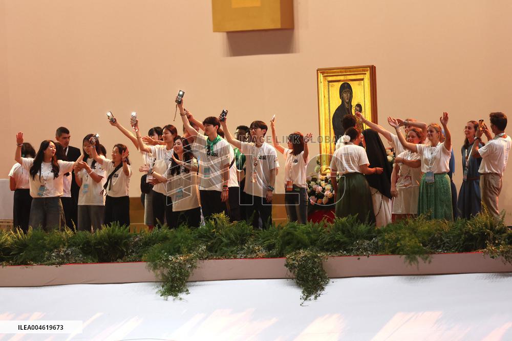 Atmosphere During Prayer Vigil For Youth Jubilee 2025 - Rome