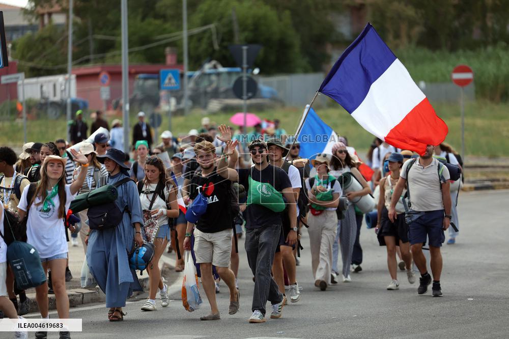 Atmosphere During Prayer Vigil For Youth Jubilee 2025 - Rome
