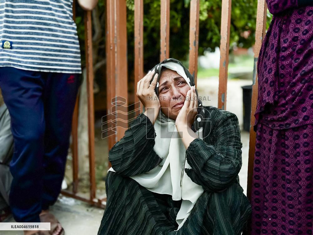 Mourners Grieve Gaza Aid and Shelter Victims - Rafah