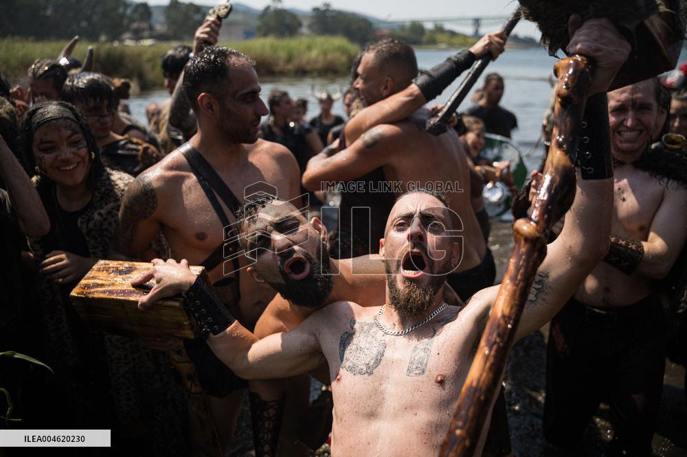 Viking Landing of the LXV Viking Romaria Vikinga - Spain