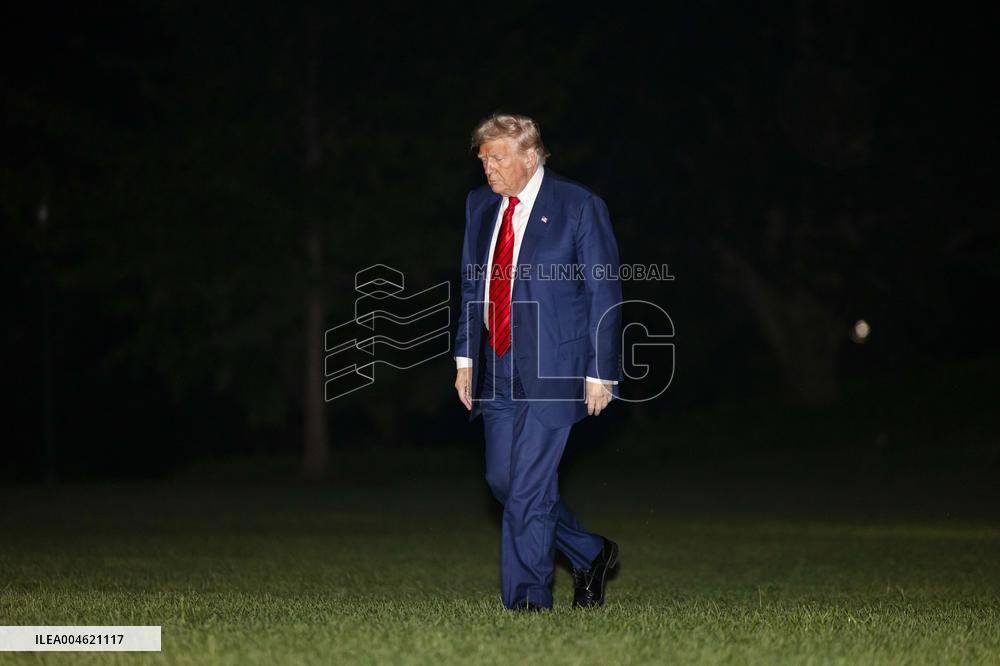 US President Trump returns to DC from Bedminster