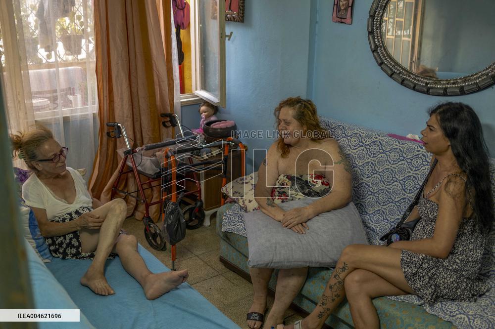 Trans Woman Finds Shelter Amid Crackdown - Turkey