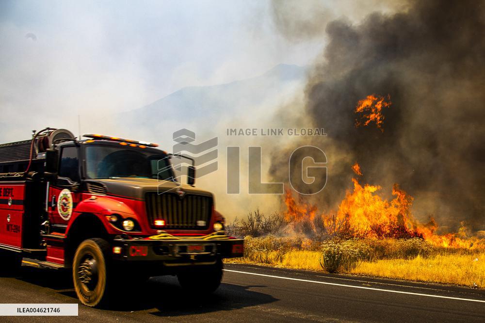 Wildfire Rages Through Los Padres Forest - USA