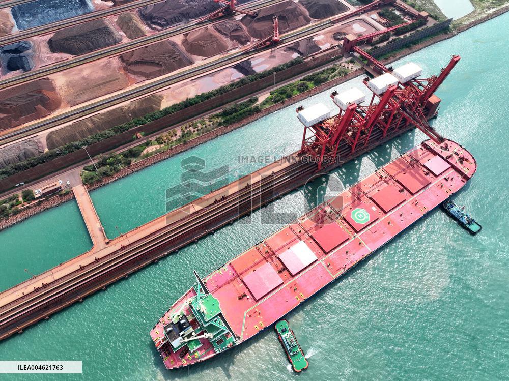 400000 Ton Iron Ore Ship