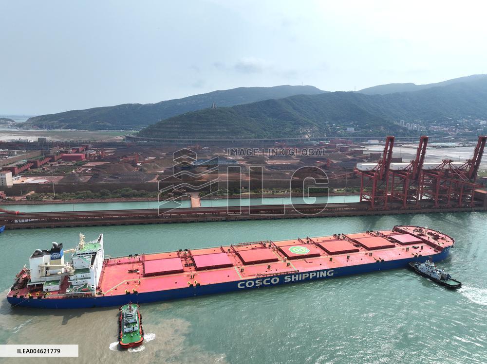 400000 Ton Iron Ore Ship