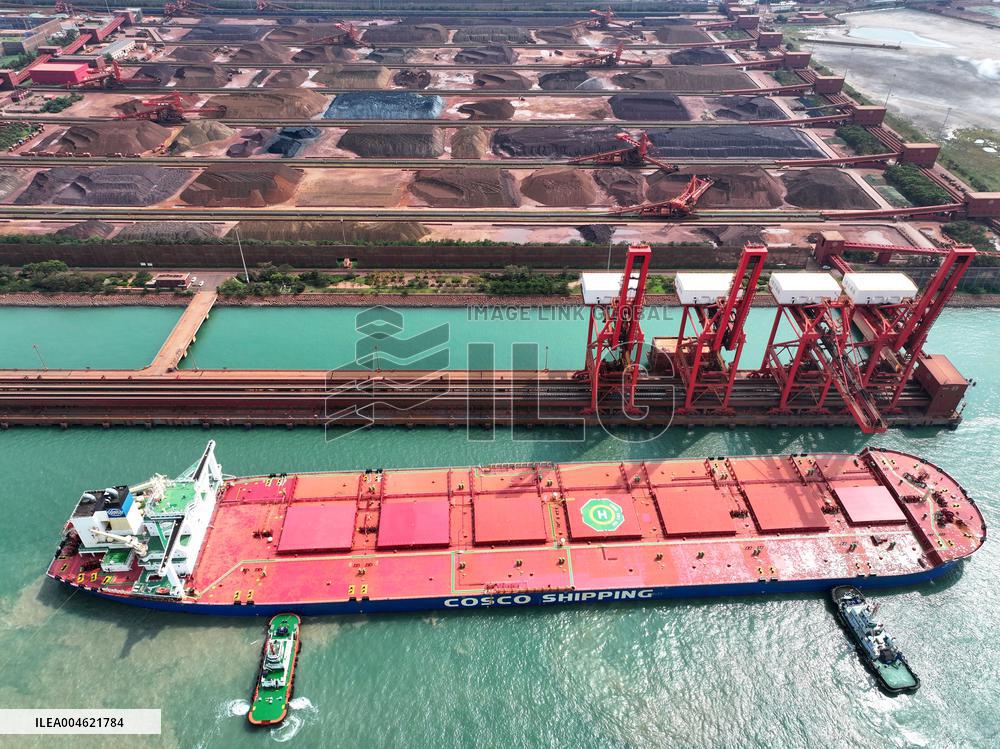 400000 Ton Iron Ore Ship
