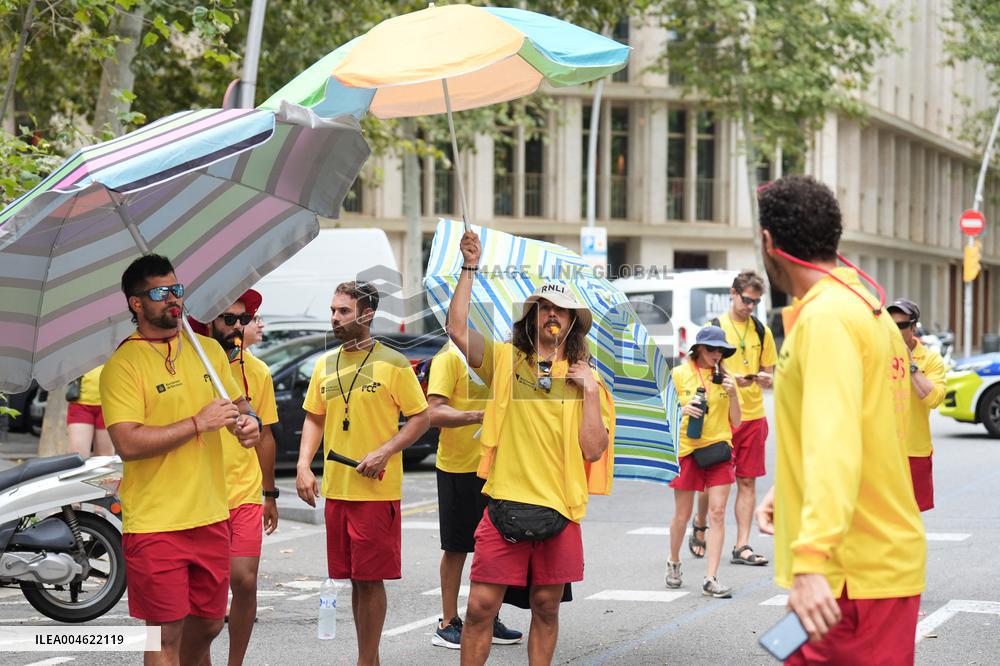 Indefinite Strike of Lifeguards Continues in Barcelona - Spain