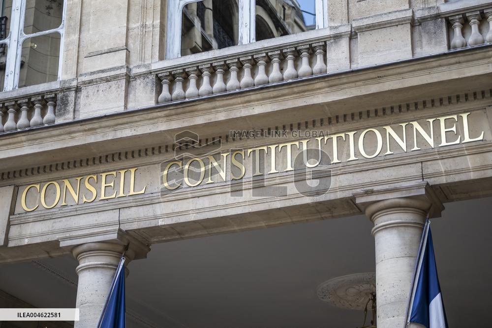 Illustration - Constitutional Council