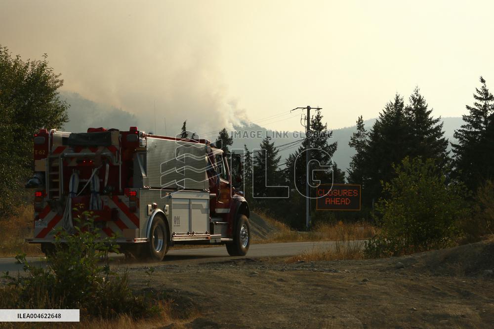 Wildfire on Vancouver Island Continues to Grow - Canada