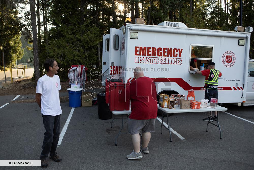 Wildfire on Vancouver Island Continues to Grow - Canada