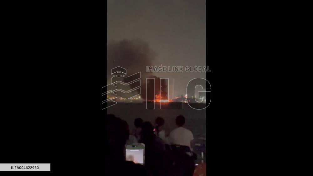 Japan: Fire Erupts on Fireworks Barges at Yokohama Festival, Event Canceled