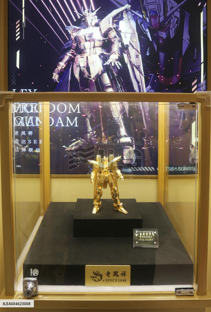 LaoFengXiang Gold Figurine Model at 2025 ChinaJoy