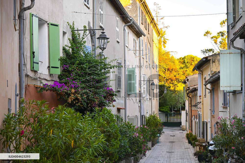 Saint Tropez Illustrations - France