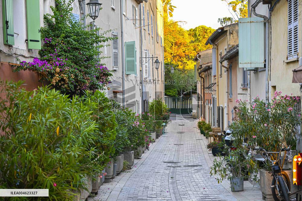 Saint Tropez Illustrations - France