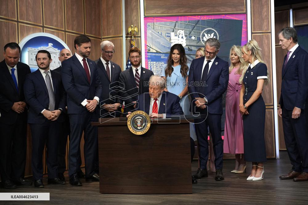 Donald Trump signs the Olympic Executive Order - Washington