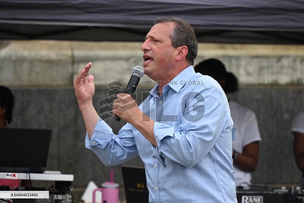 Mamdani at “National Night Out” in Brooklyn, NY