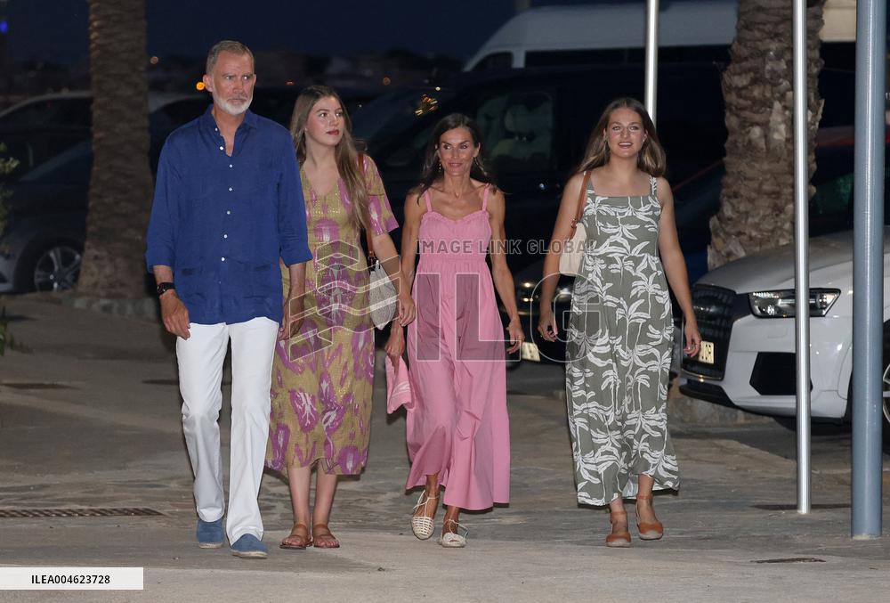 Royal Family Dinner - Spain