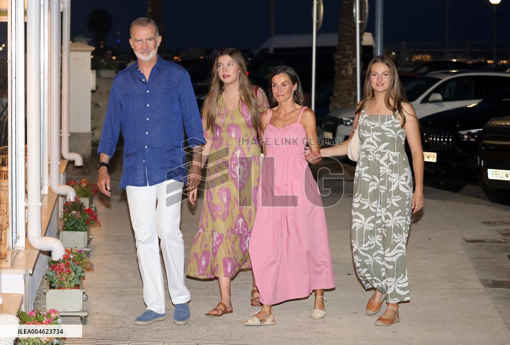 Royal Family Dinner - Spain