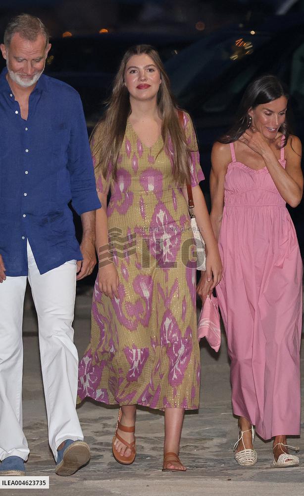 Royal Family Dinner - Spain