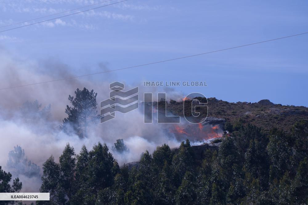 Ponteceso Fire Forces Corme Aldea Evacuations - Spain