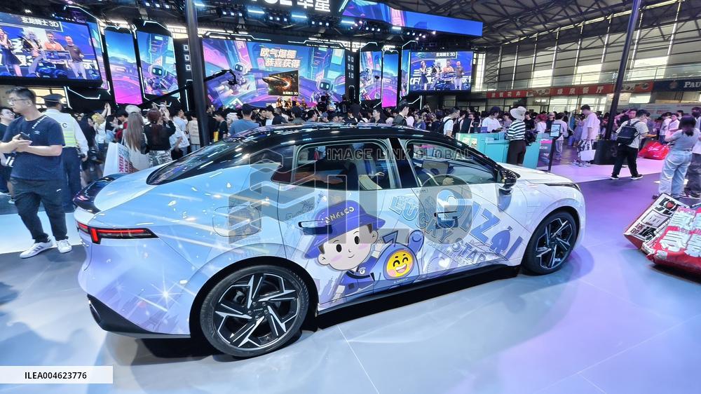 LYNK&CO Painted Car at 2025 ChinaJoy in Shanghai