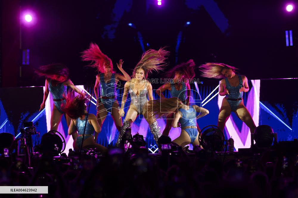 Jennifer Lopez Concert - Istanbul