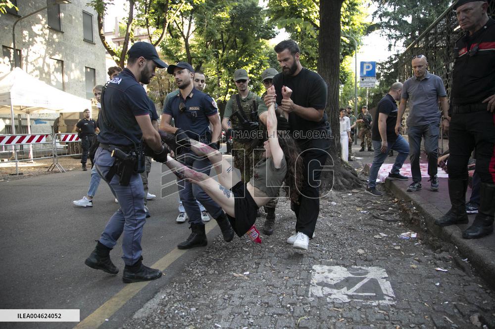 Protest for 'Free Palestine' at Egyptian Consulate - Milan