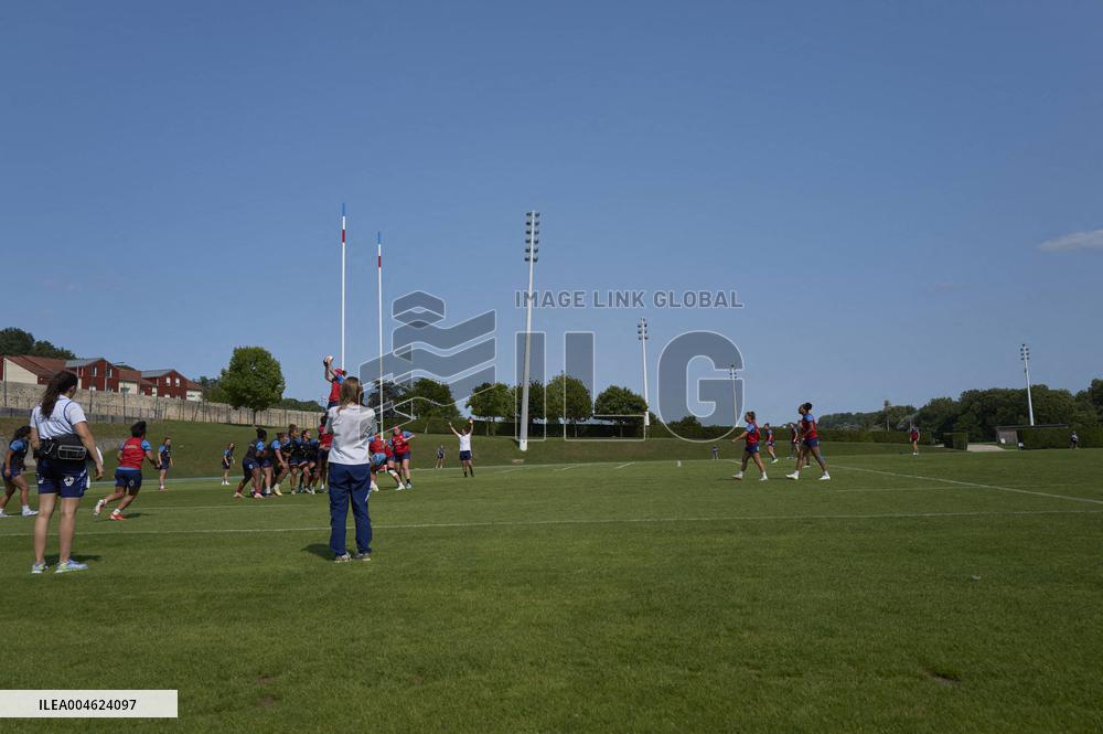 Training of the Women French Rugby team - Marcoussis