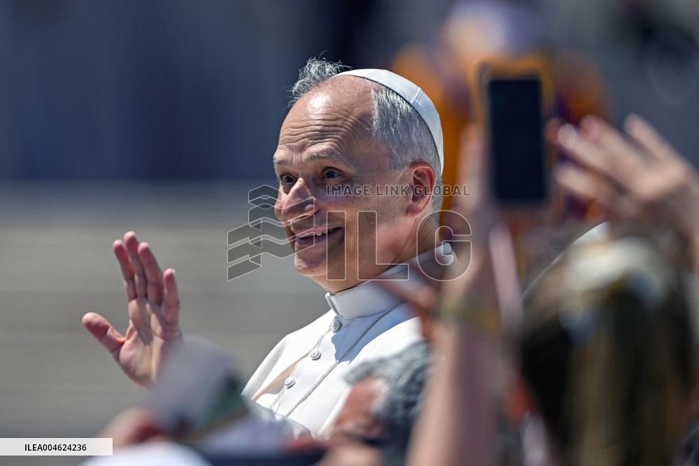 Pope Leo XIV Leads The General Audience - Vatican