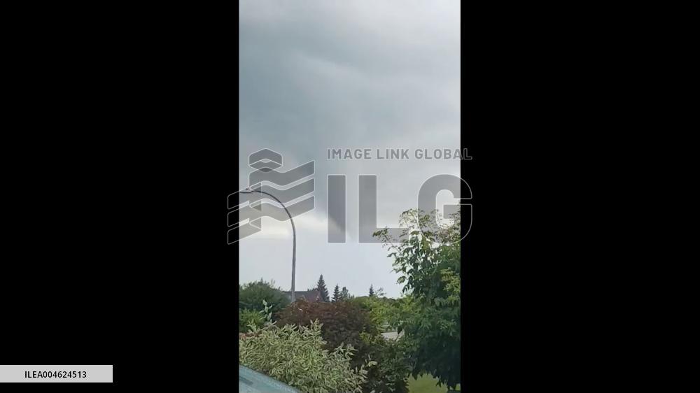 Canada: Funnel Cloud Spotted in Southern Manitoba Amid Tornado Warnings