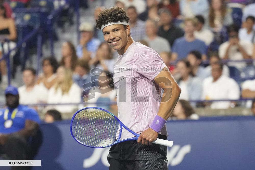 ational Bank Open - Mens Singles Quarter-finals - Toronto