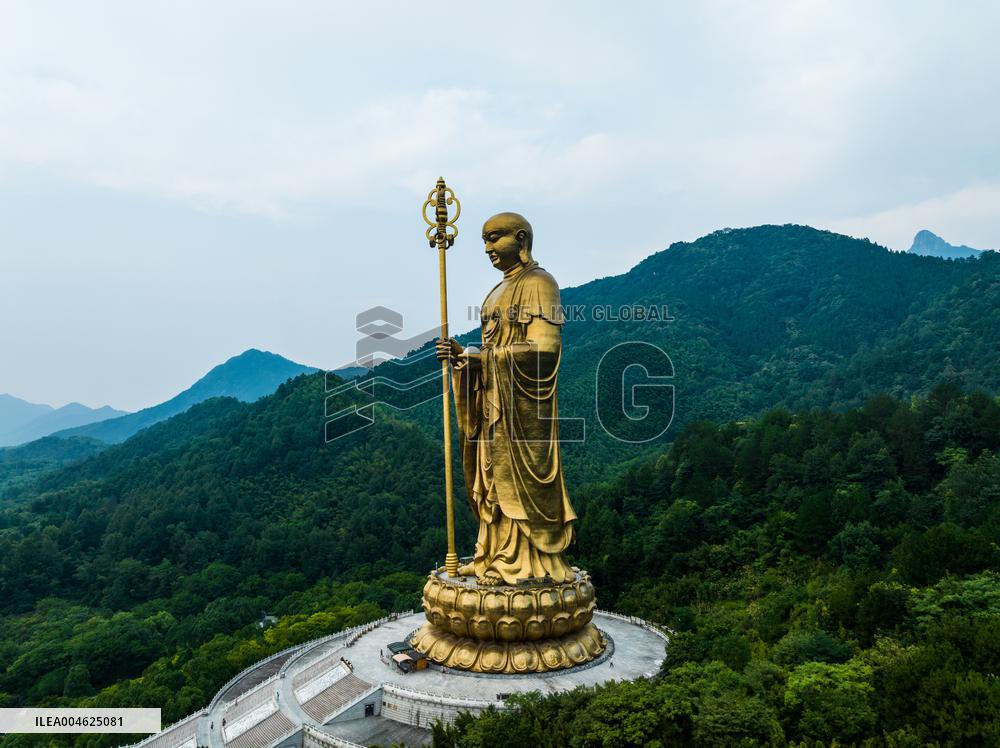 99-meter-tall Open-air Bronze Statue of Ksitigarbha Bodhisattva