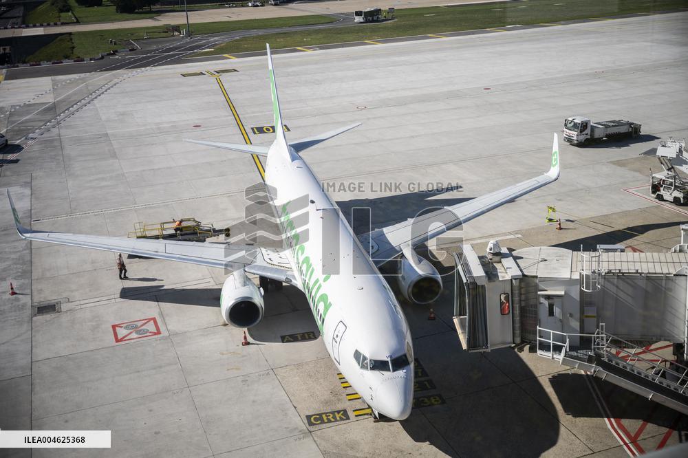 Illustration - Paris Orly Airport