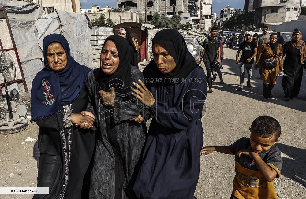 27 Killed in Israeli Attacks and 20 Others in A Food Truck Accident - Gaza